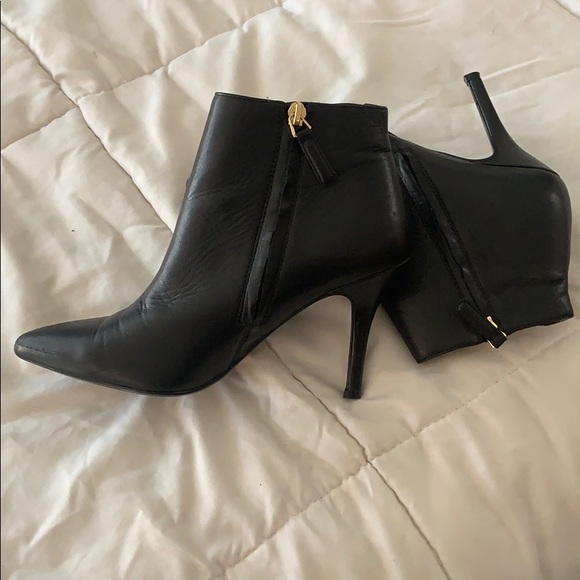 Nine West ankle boots. - Picture 5 of 5